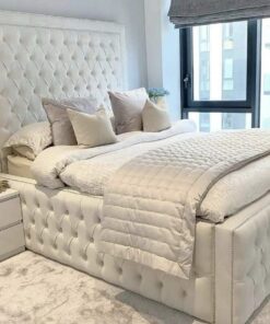 2025 Luxury Chesterfield High Headboard Bed
