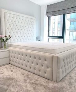 2025 Luxury Chesterfield High Headboard Bed
